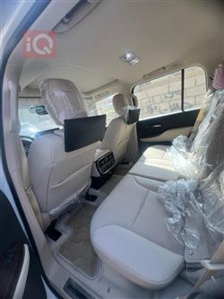 تۆیۆتا لاند کروزەر